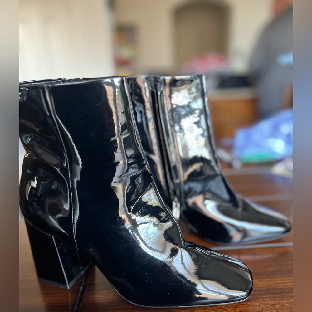 Cavale Patent Finish Block Heel Boot 
DKNY 10 - Picture 4 of 10